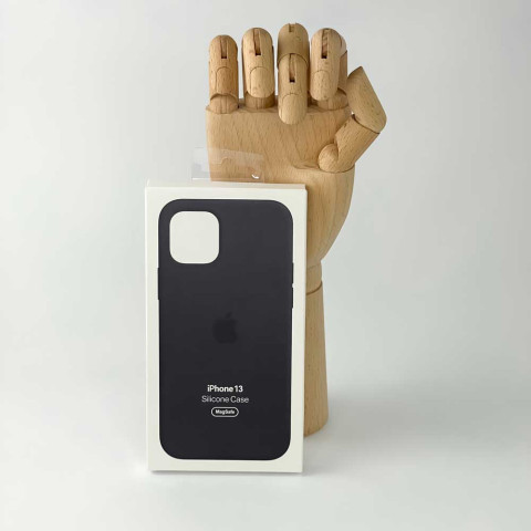 Чехол LUX Silicone Case на iPhone 13 Midnight without MagSafe